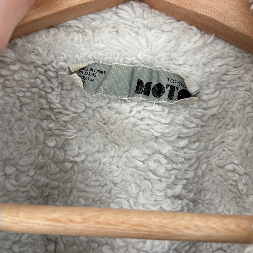 Topshop Blue Jean Jacket with Cream Collar - Picture 5 of 5